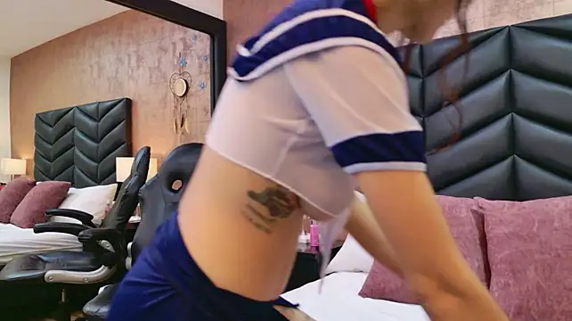 CristalShayy - Bouncing and spanking ass 🍑