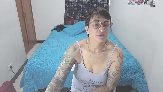 Missrouge_tattoo - changing panties—the sexiest thing