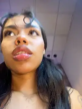 NaylaViceXXX - FINGERING PUSSY BBY👉🍓 MAKE ME WET