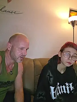 Badbitch_German_Badass - Boobs out 5 Minuten