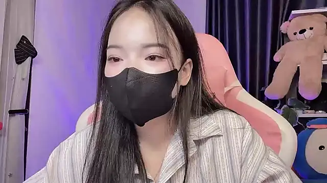 Julie_Ulie - Yêu emmmm🌺🌺🌺