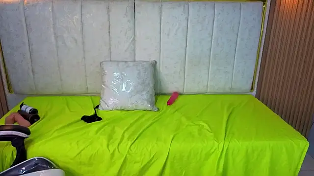 Marian_Tx - 🎁Show tits