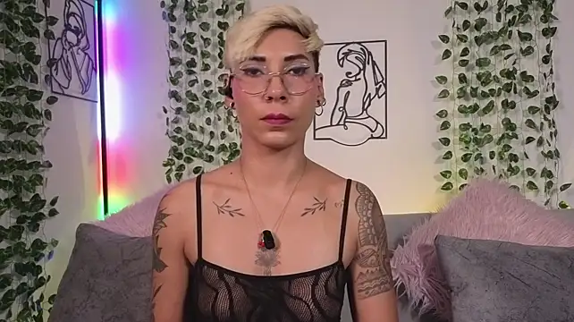 MiaMorgan_