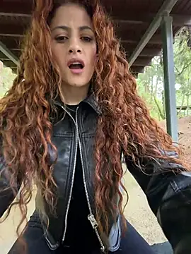 Alana15 - TOPLESS SQUIRT IN PUBLIC TICKETSHOW
