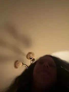 CocoCandelaLatina - 🍒Show Boobs 5 Min