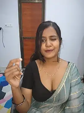 Miss-Riyasingh - Susu show