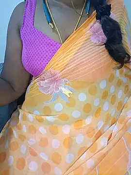 Tamil-hotwife - Ass show