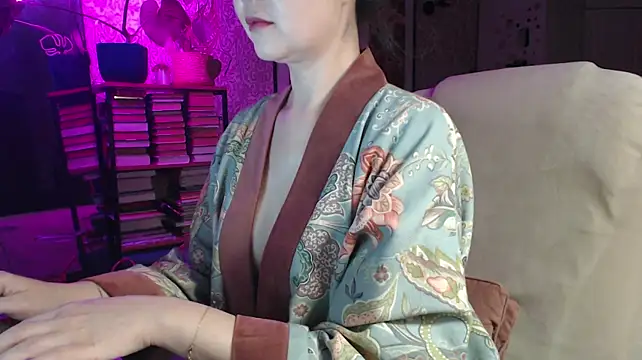 Koreanowner - Make me bLUSH