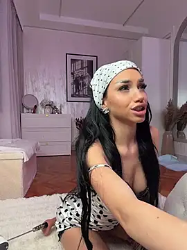 Ilariea_girl - Full Naked and 10 spack on ass
