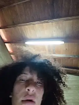 Lenna_valmy - Apóyame en mi primera vez transmitiendo