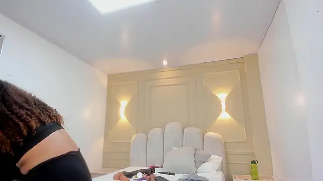 MELINAMARTINS - cumm 😈💋