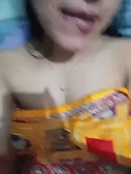Maya-120 - Boobs show