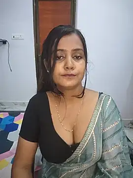 Miss-Riyasingh - Susu show