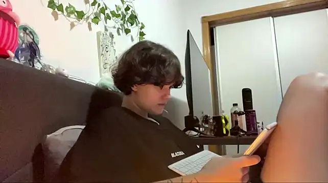 HeyFriren - sent u my hot Video ANAL and we go pvt