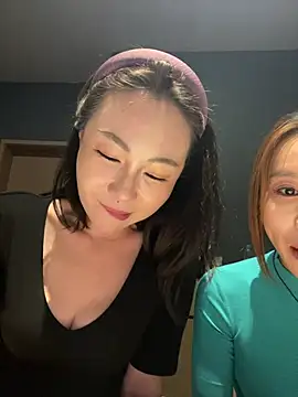 Eva10069 - 公众咖啡厅真空下半身行走人群