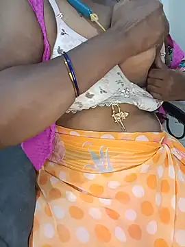 Tamil-hotwife - Ass show