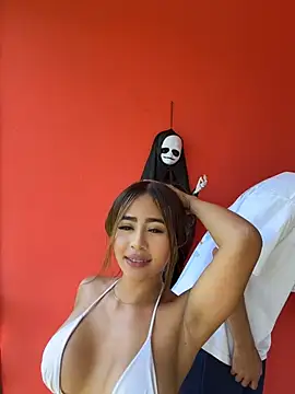 Princess_liz69 - Naked + suck dick friend + photo 😈😈