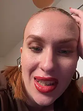 ChiaraVelvet - Show ass and Slap 5X🥵💦