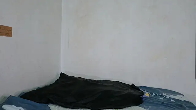 Nurvi_sharavya - last tipper get the toy control