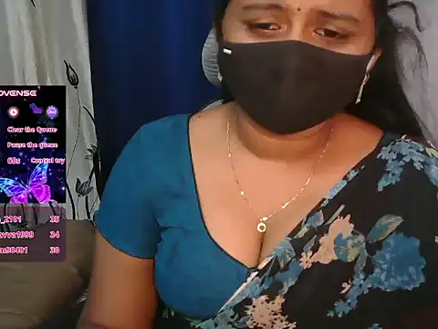 Pavani-Darling - ice on boobs in 5 mins