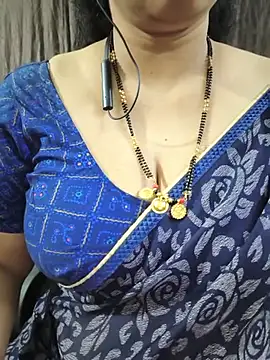 Bhuvana_555 - Boobs on honey