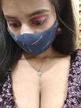 Aanya_hotty