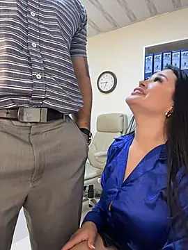 Sara_fun - plug ass in the office in secret