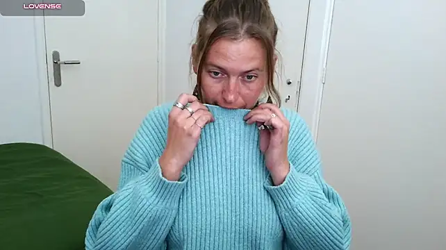 Cumfun - HELP ME CLOSER...💦