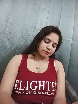 Lovely-girl99 - Full body massage with oil 🫦🫦💦🦵🏻😋