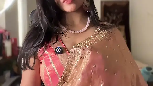 Goddess_Ariel - Candle Wax ON BOObs