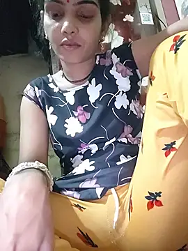 Kamini_hat