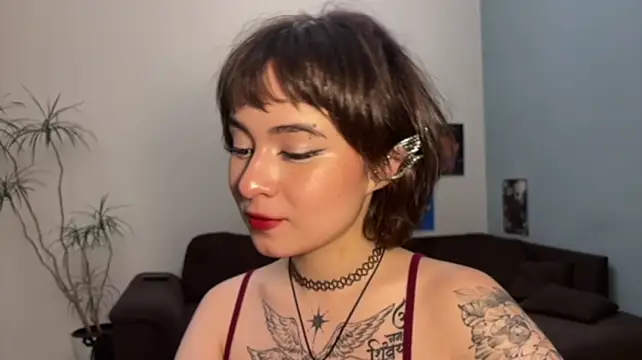 AnyaSumaya - Lip Bite