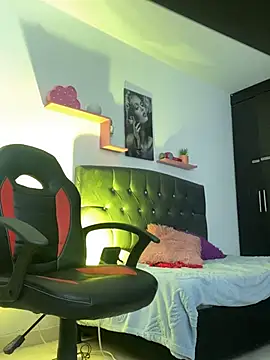 Aria-1212 - show tits