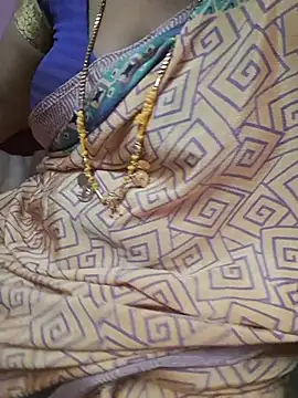 Tamil_Ammani - Boobs show😜😜😝🥰🔥🔥🔥