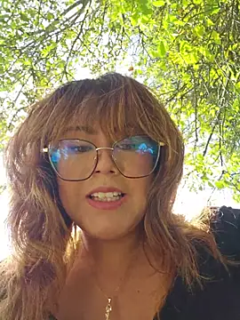 Amanita_25 - Outdoor tits 🤤