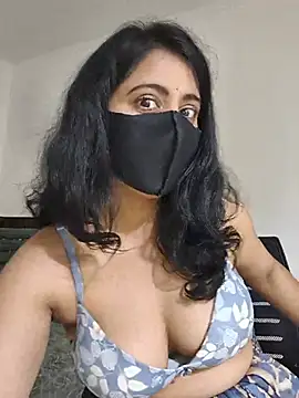 Cute-Maanvi