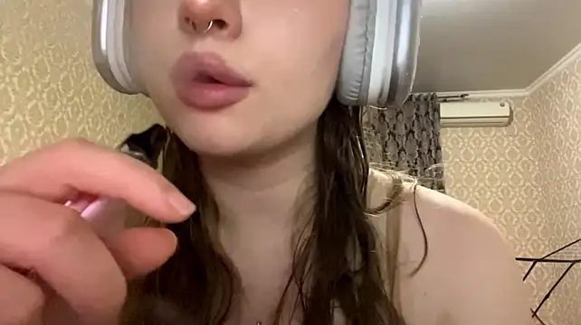 MyrtisBrighter - make me wet