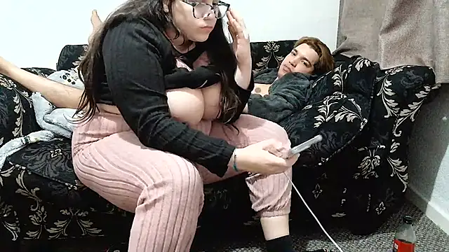 Nerd_couple - peitos
