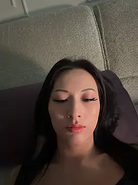 Wwasian - CLOSE UP PUSSY PLAY