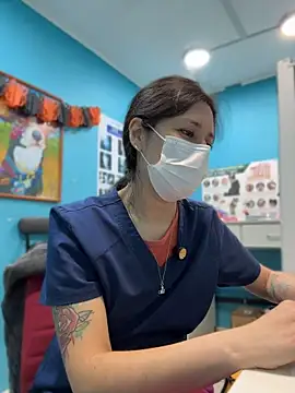 Reinacatchile - dildo anal