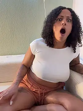 SweetPetiteNoir - 🔥Doggy Position and Slap with Dildo 5x
