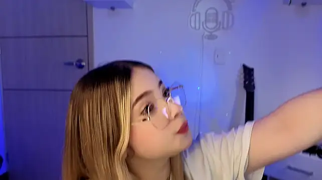 EmilyMiller_ - RIDE TORSO + SPANK *15 UWU