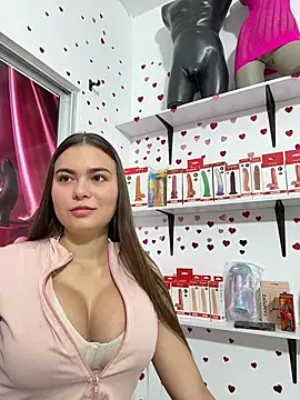 Rapunzel069 - show ass+ Spank ass 5x 🍑👋 + oil