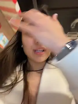 ICrazyOneIRL - 😱TAKE PANTIES OFF NEXT TO STRANGERS!