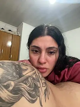 Lucia2919 - Leche en la cara