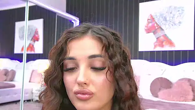 SophiaVilner - 🍒undress me slowly🍒