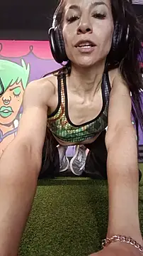 NahomyCarther - flash wet tits in the gym