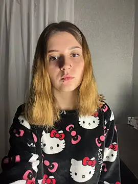 KiraSakura - TAKE OFF PANTS