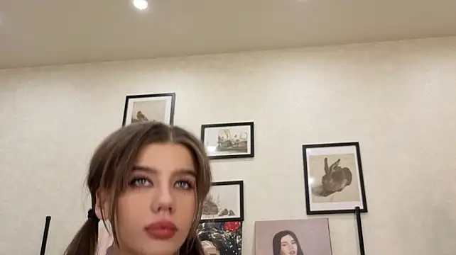 Dolly_ll - Finger pussy