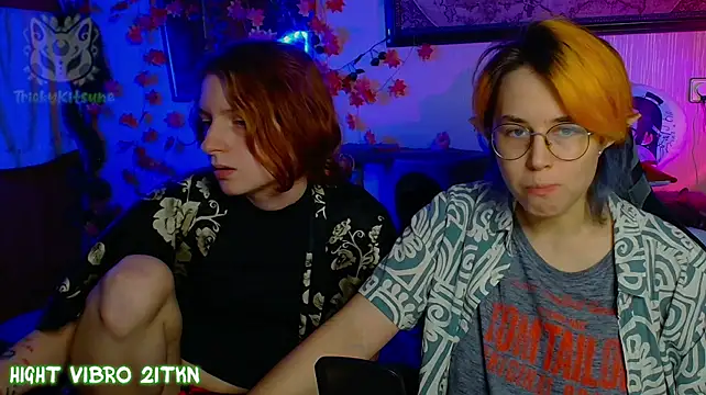 TrickyKitsune - 🍀 Show boobs (1 min)